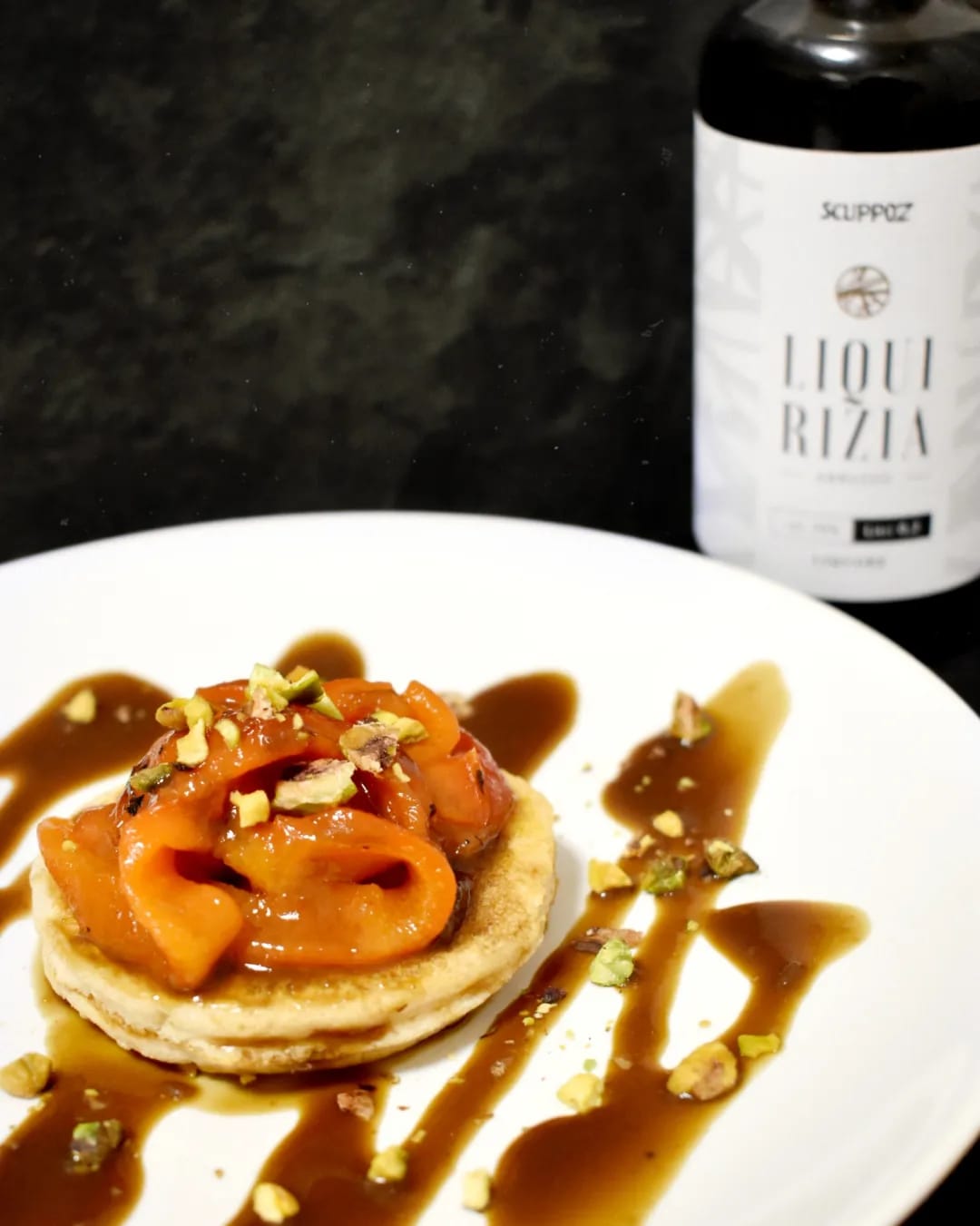 BLINIS CON PEPERONI PISTACCHI E LIQUIRIZIA SCUPPOZ