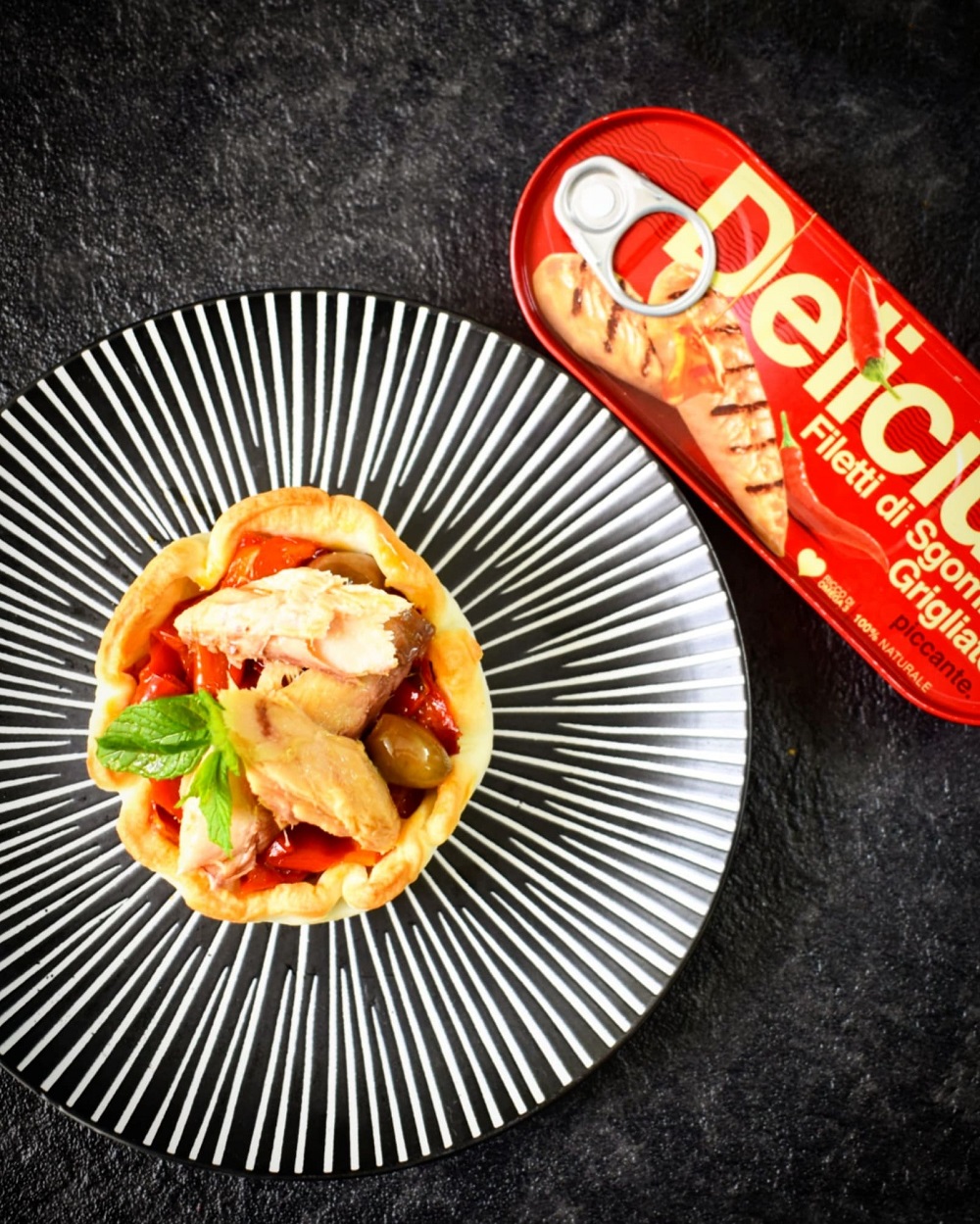 CROSTATA SALATA CON SGOMBRO GRIGLIATO PICCANTE DELICIUS