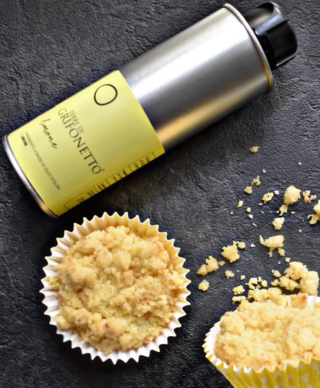 CRUMBLE COME MUFFINS