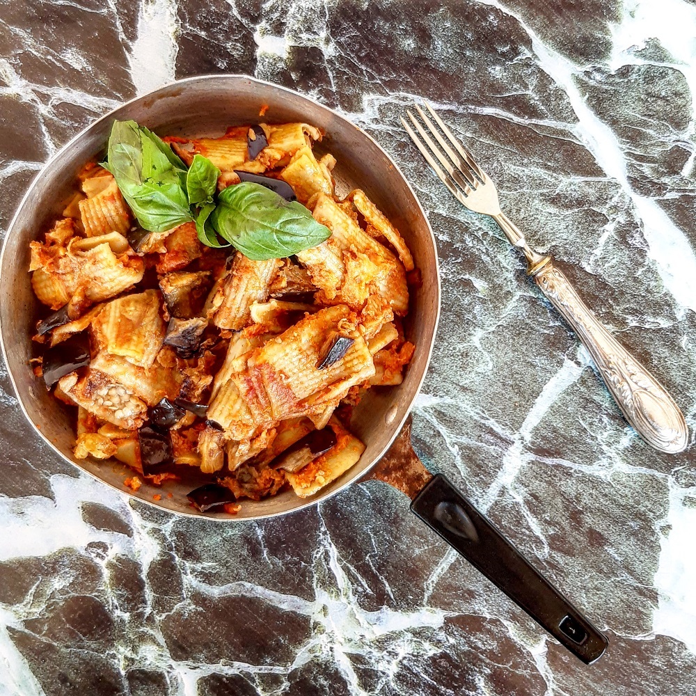 PASTA CON NDUJA, MELANZANE E POMODORINI