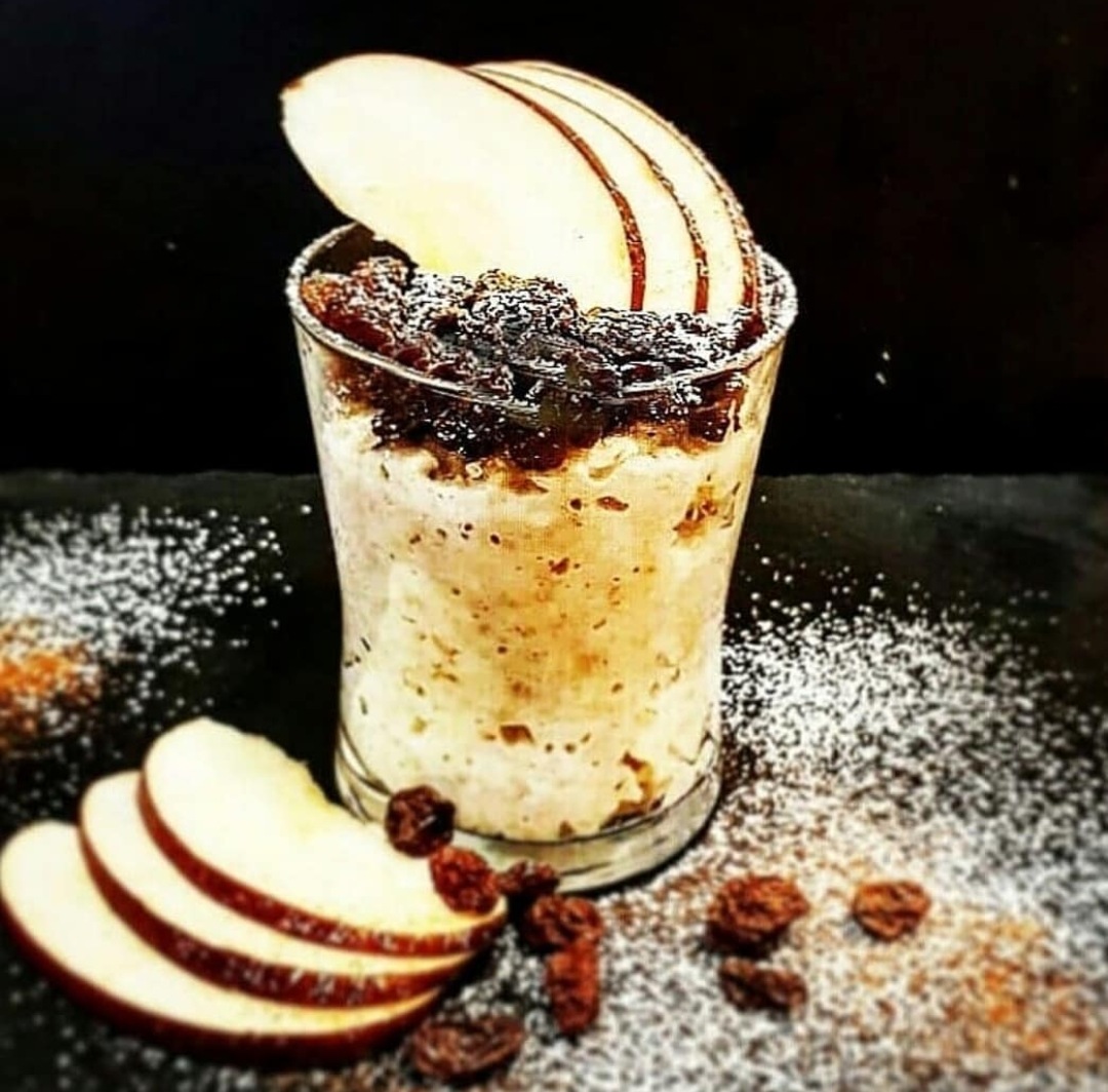 PORRIDGE MELE UVETTA E CANNELLA