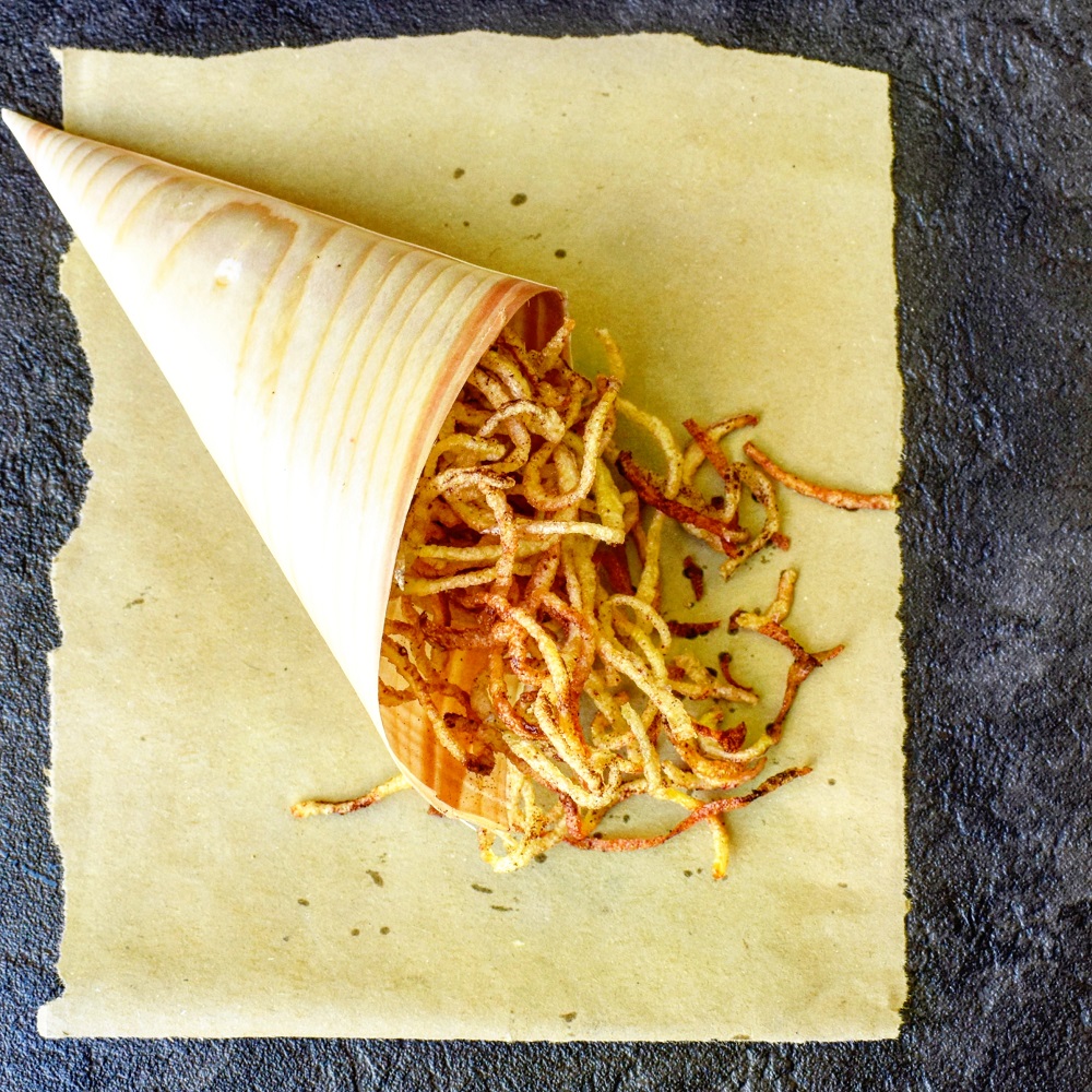 SPAGHETTI DI PATATE CROCCANTI ALLA PAPRIKA