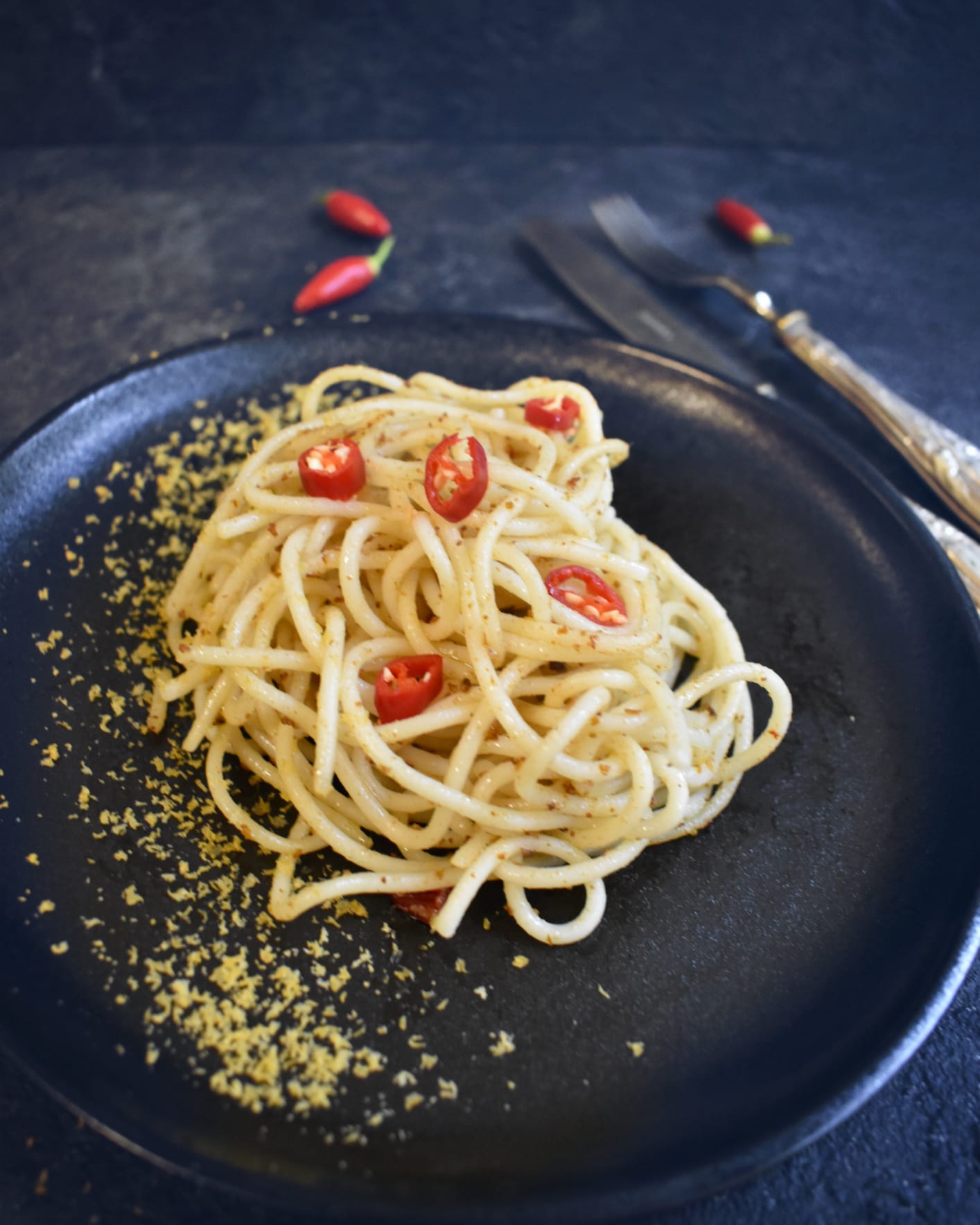 SPAGHETTI n.5 AGLIO, OLIO E BOTTARGA