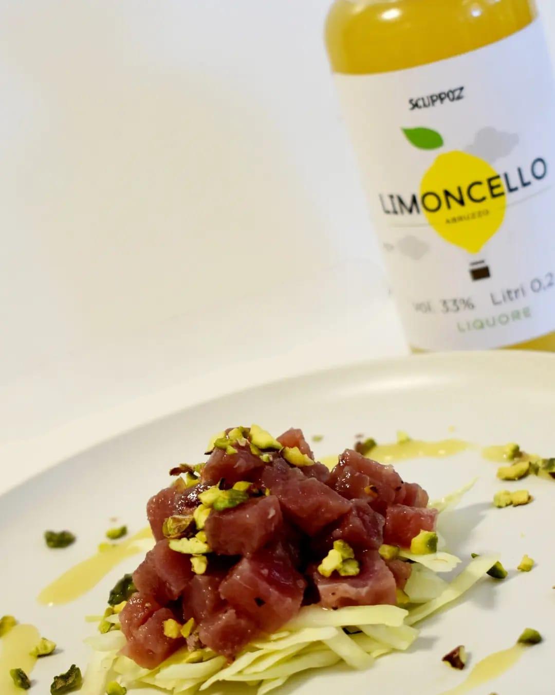 TARTARE DI TONNO CON PISTACCHI