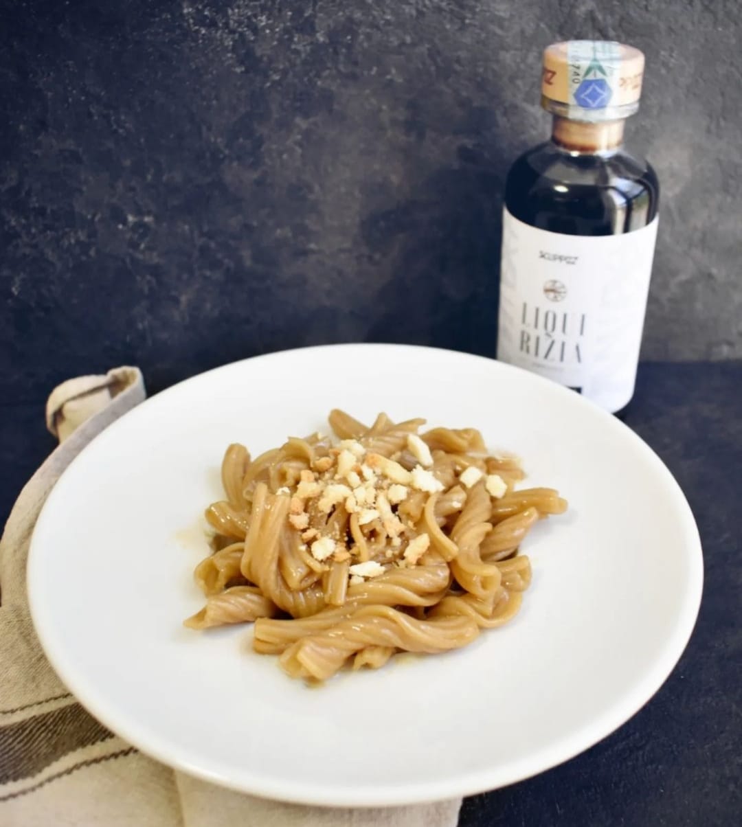 TRUCIOLI CON LIQUIRIZIA