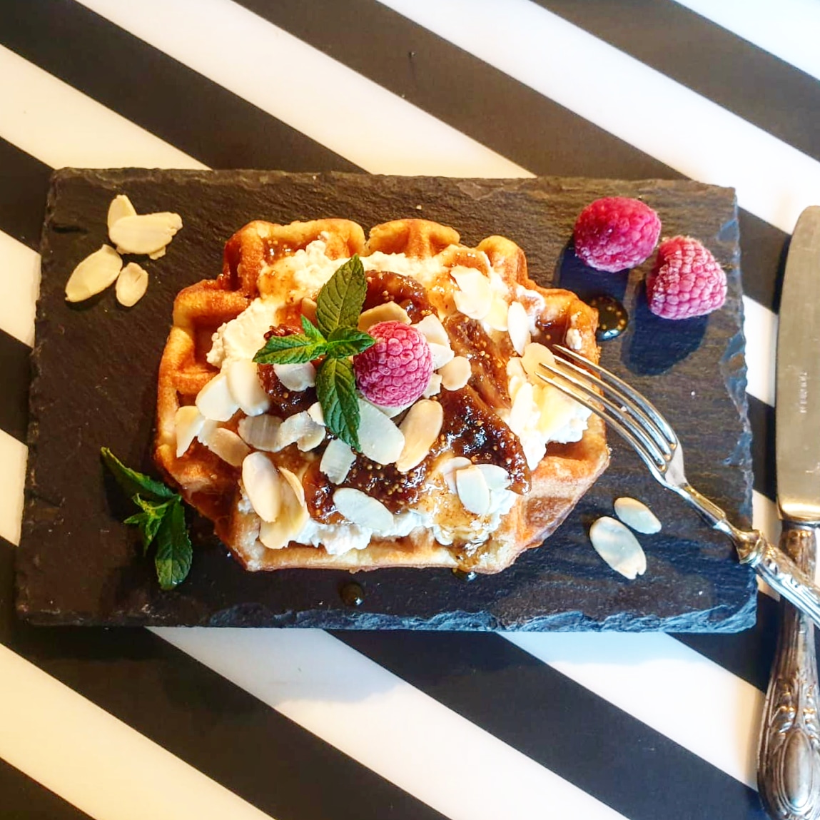 WAFFLES RICOTTA E FICHI